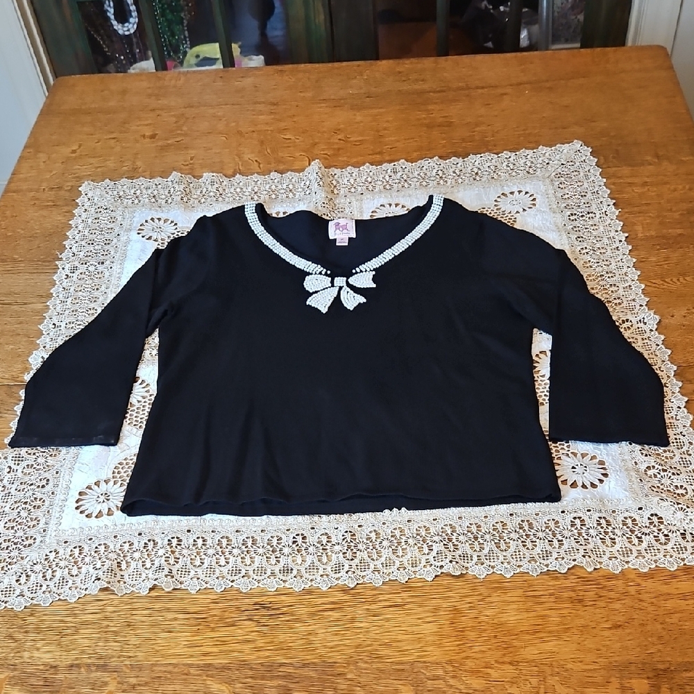 NWT Woman's Retro Black Pink Poodle Pearl Embroidered V-Neck Sweater Top